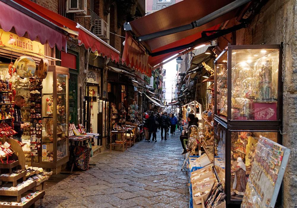 Apartamento Grande & Favoloso Vicino Il Museo Madre *